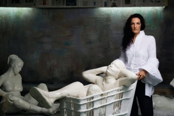 285509_252906761401220_1162434_n